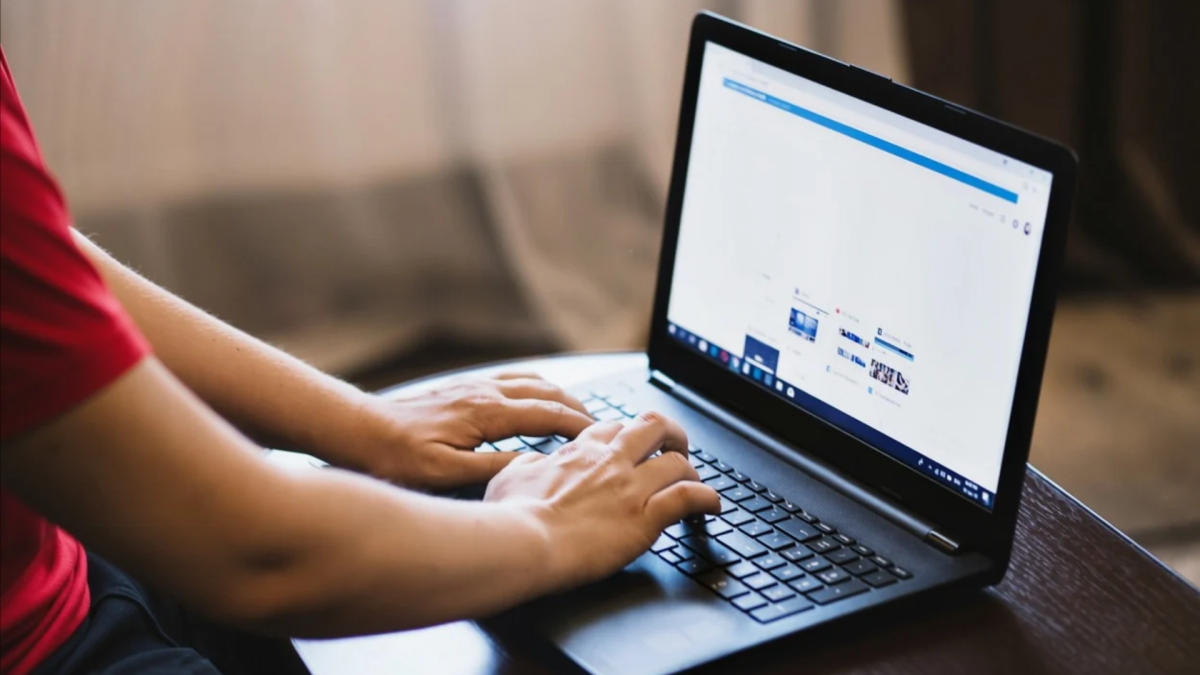 Facebook limite les liens externes : quels impacts sur la visibilité des professionnels ? 