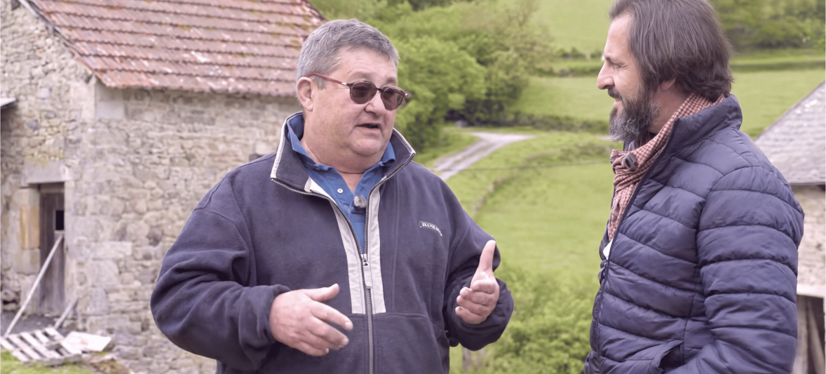 Internet en montagne sans fibre : le témoignage de Béatrice et Joël, clients neosat